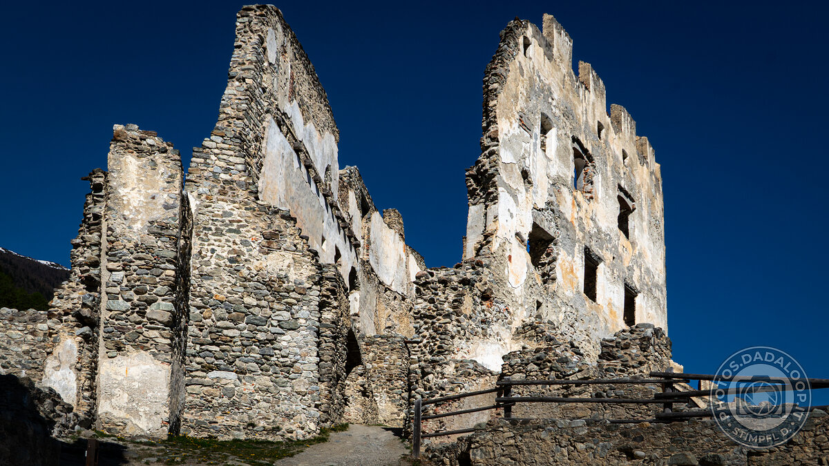 Castelli e Rovine Storiche